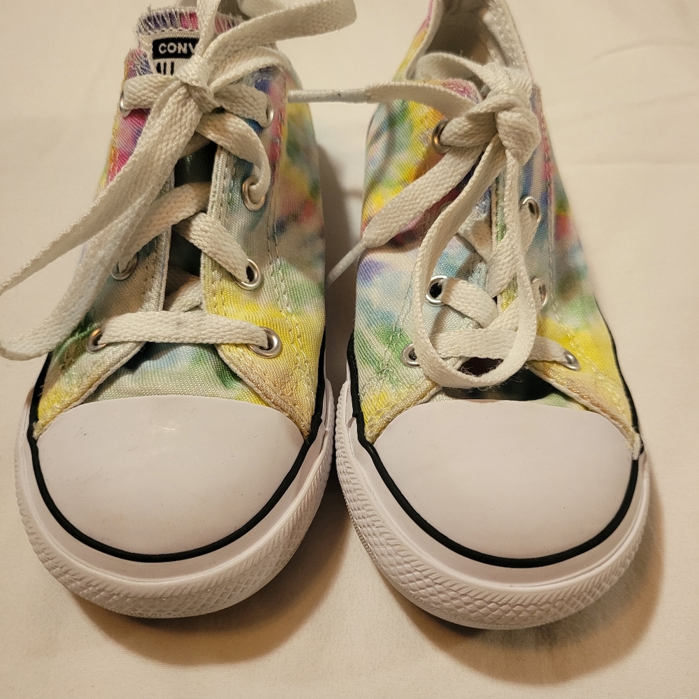 Little girls size 10 Converse lace up